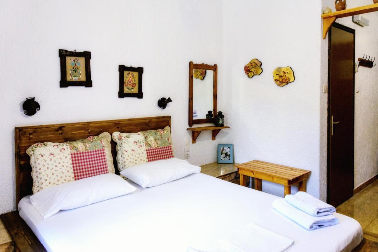 Spiros Rooms Panormos  Екстер'єр фото